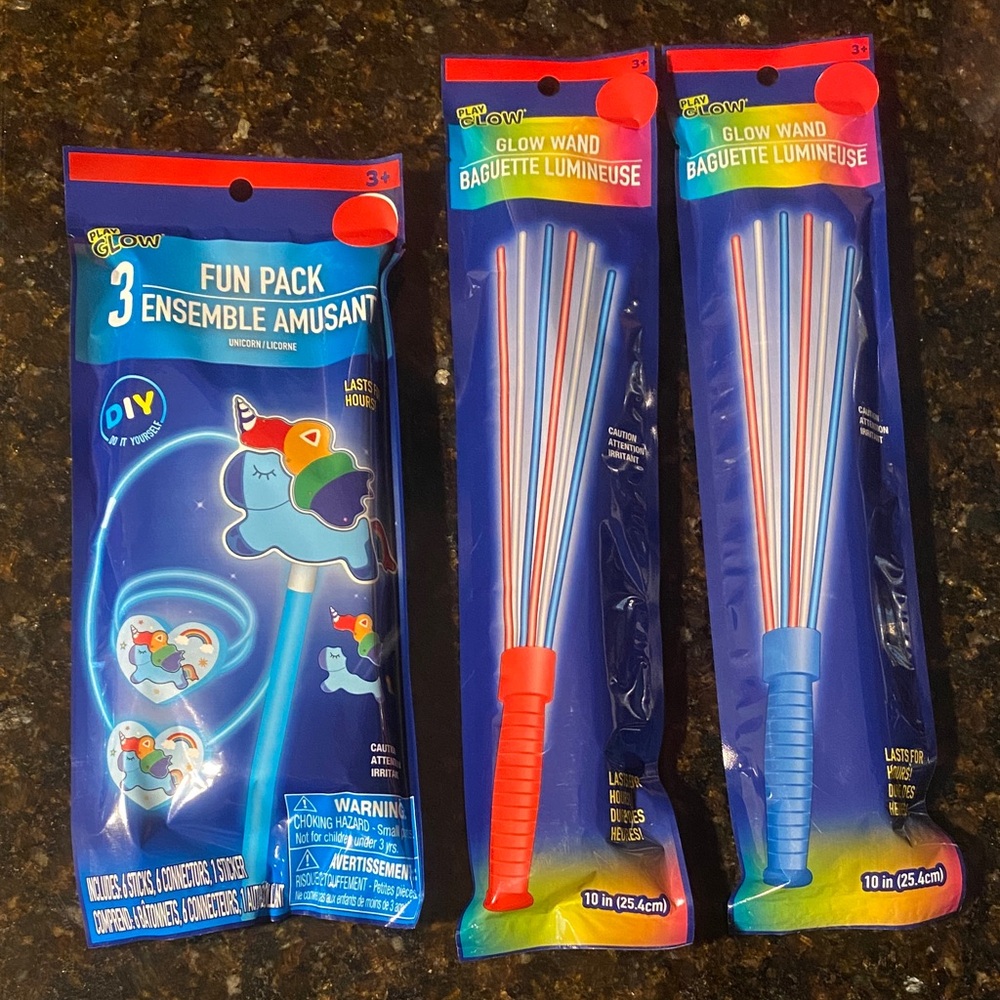 Play Glow Patriotic Wands and Blue Unicorn Fun Pack